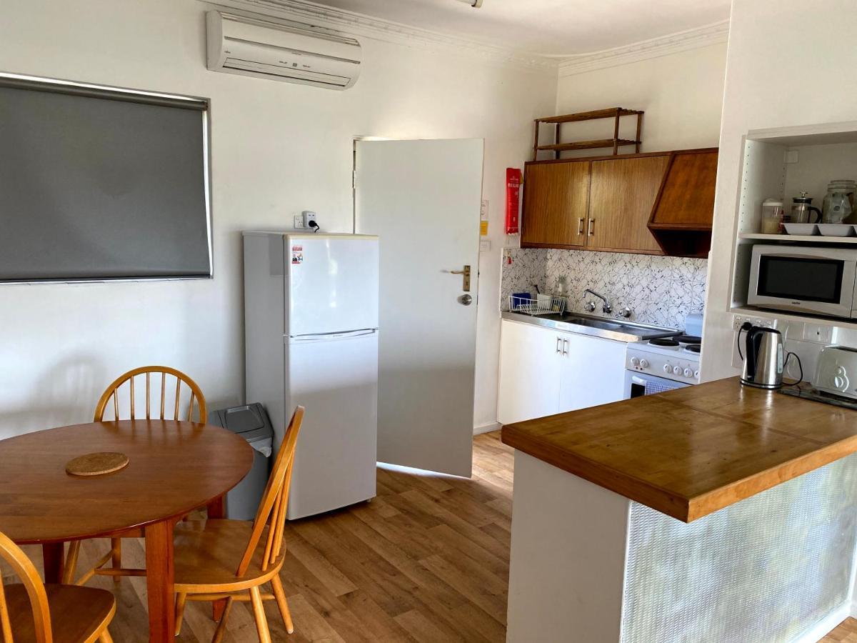 Apartamento Waldeck Heights Geraldton Exterior foto